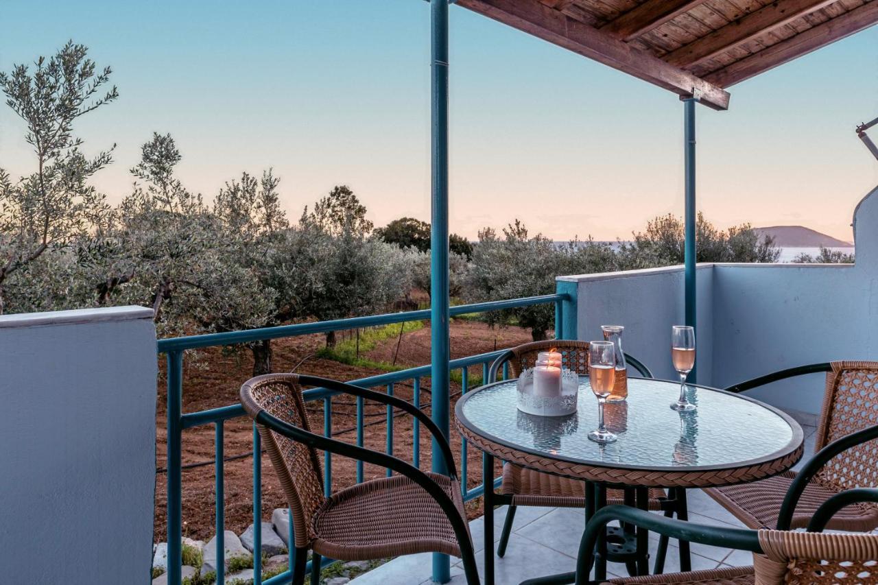 Secret Summer Havens - Perfectly Secluded Getaways Vasilítsion Eksteriør bilde